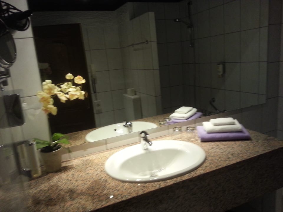 Bad CONTEL Hotel Koblenz