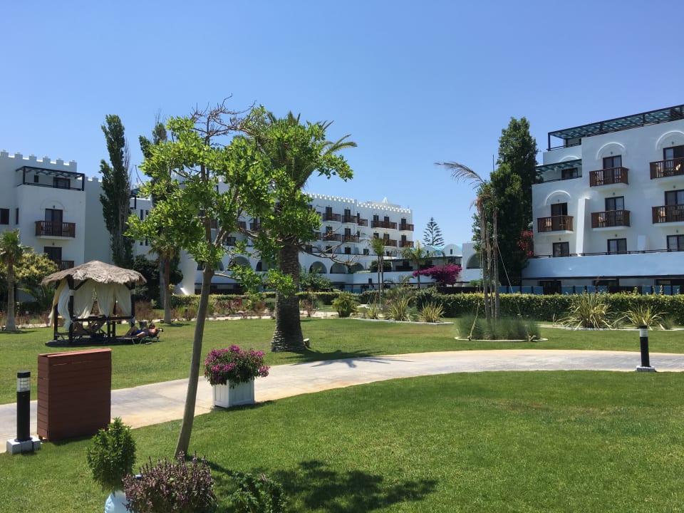 Gartenanlage TUI BLUE Oceanis Beach and Spa Resort