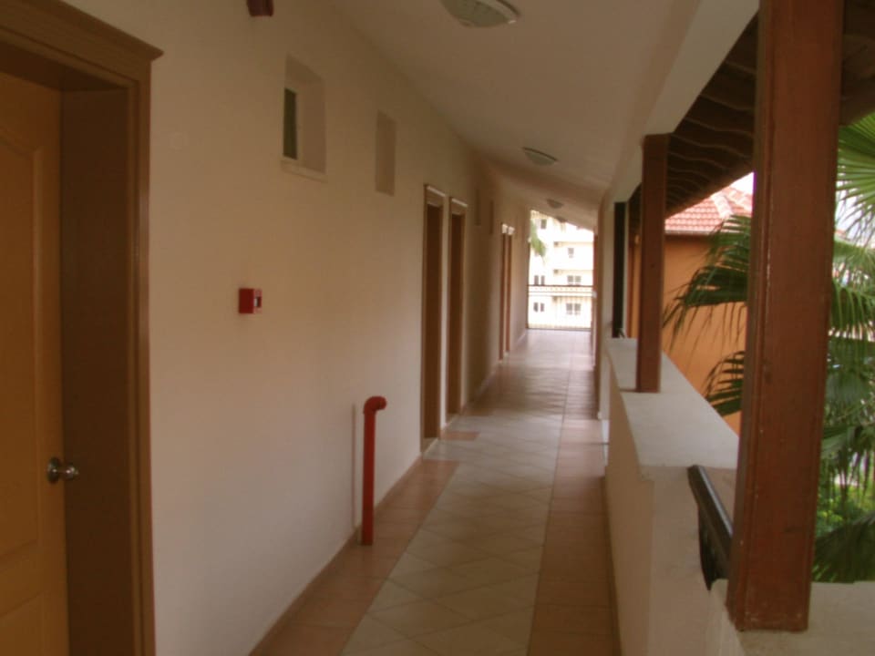 Aussenflur Club Turtas Beach Hotel