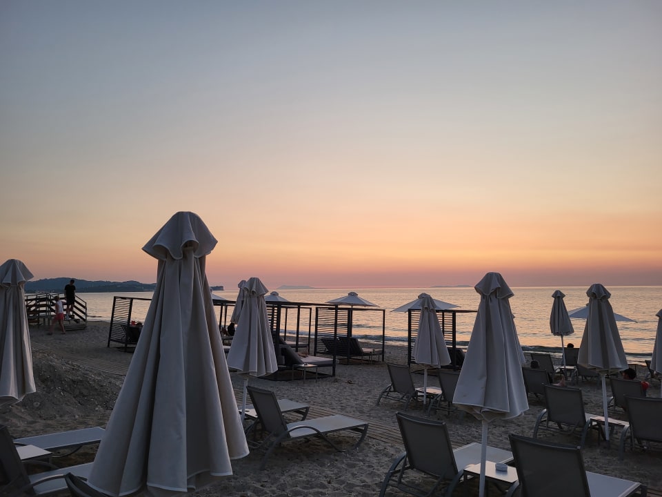 Strand Vissalo by Acharavi Beach