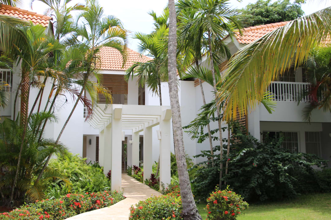 Außenansicht Wyndham Alltra Samana