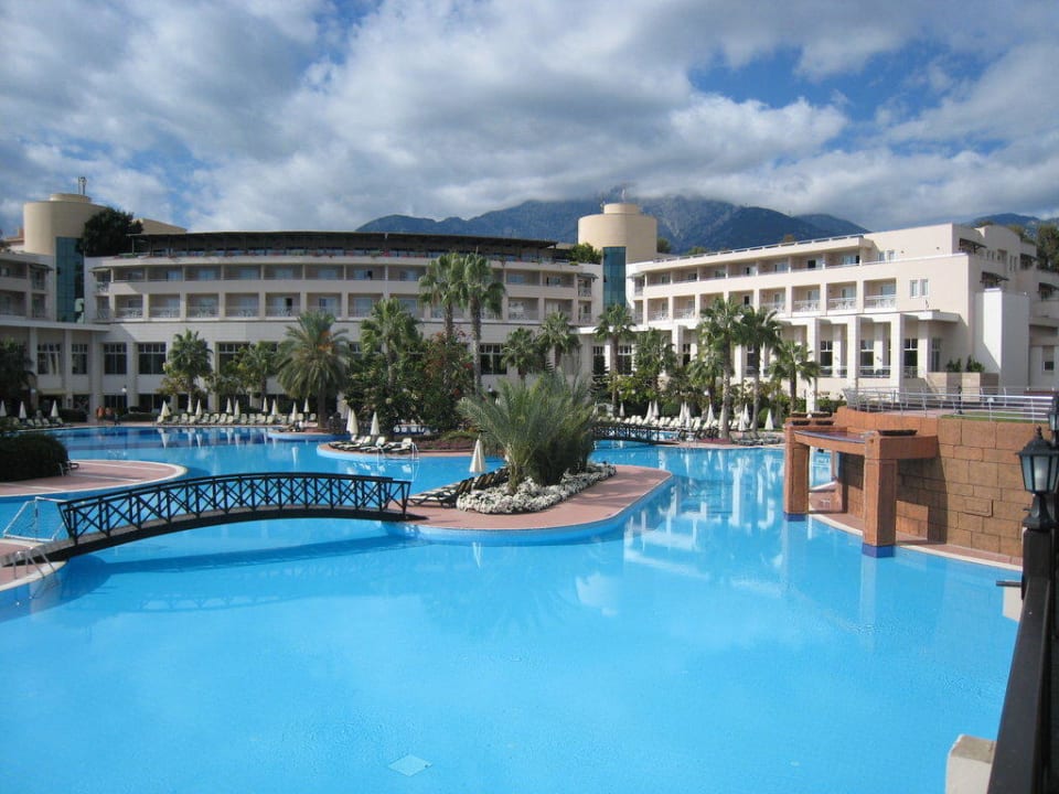 Pool Rixos Premium Tekirova