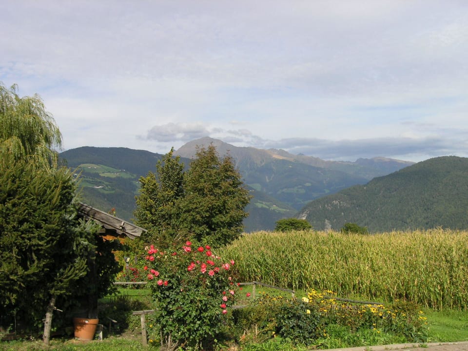 Hotel Rogen, Südtirol_Blumen- + Kräutergarten Natur & Aktiv Hotel Rogen