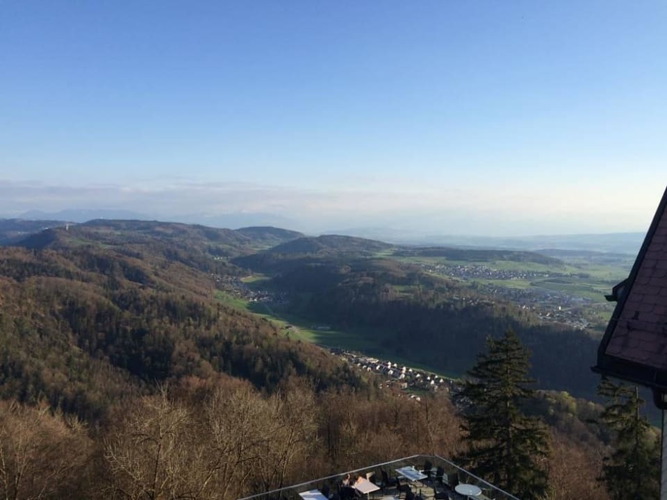 Aussicht Hotel UTO KULM car-free hideaway in Zurich