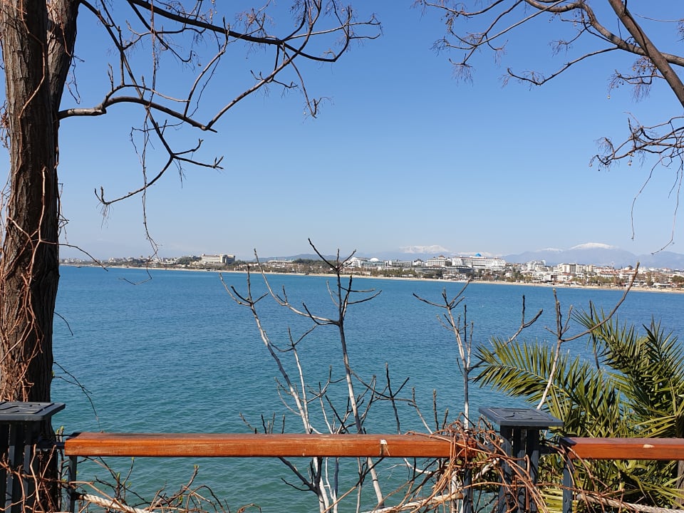 Strand Castival Hotel