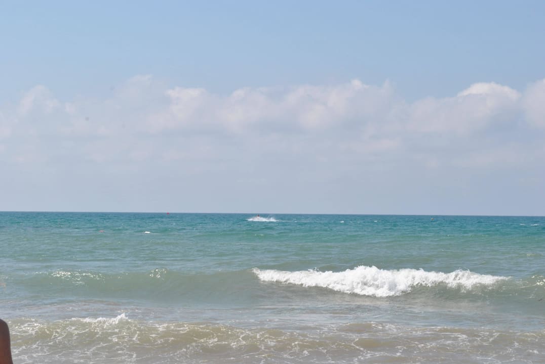 Meer Melas Resort Hotel