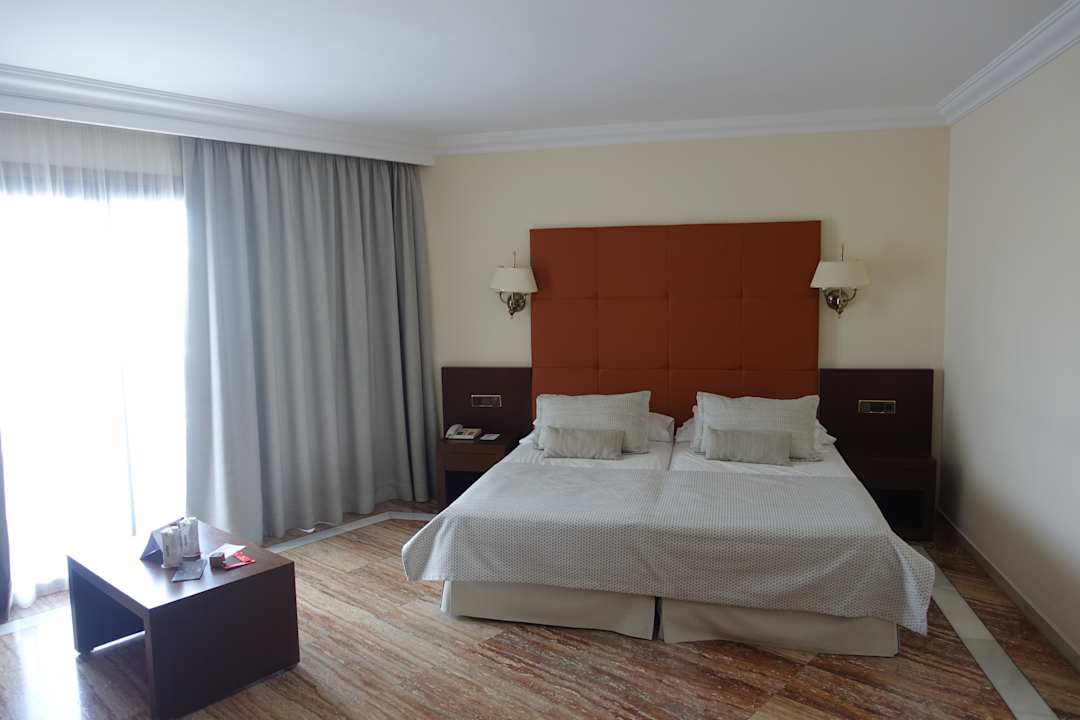 Zimmer Hotel Serrano Palace