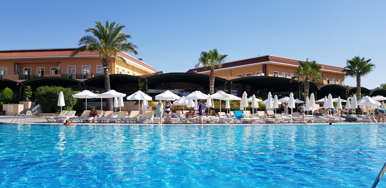 Pool Crystal Paraiso Aqua Collection