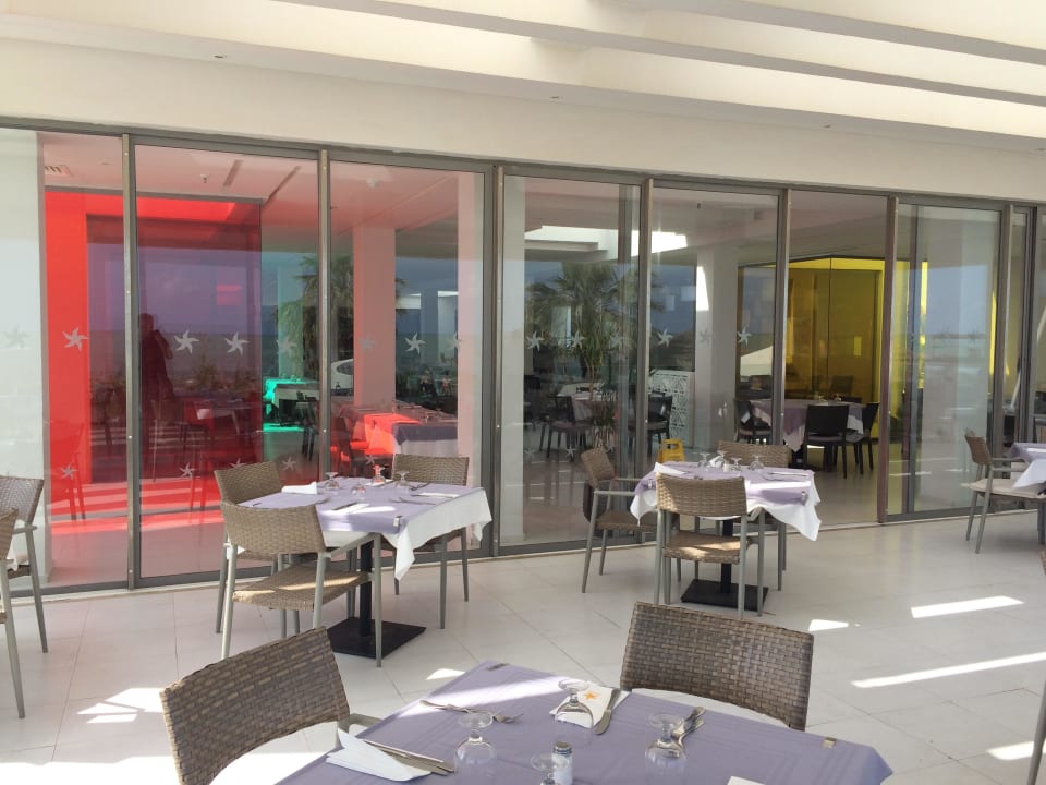 Terrasse vom Restaurant Iberostar Selection Diar El Andalous