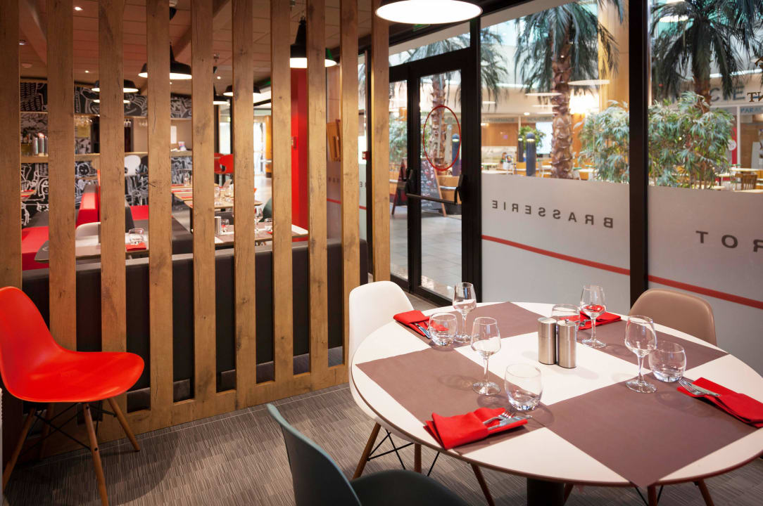 IK Restaurant  Hotel Ibis Lorient Centre Gare