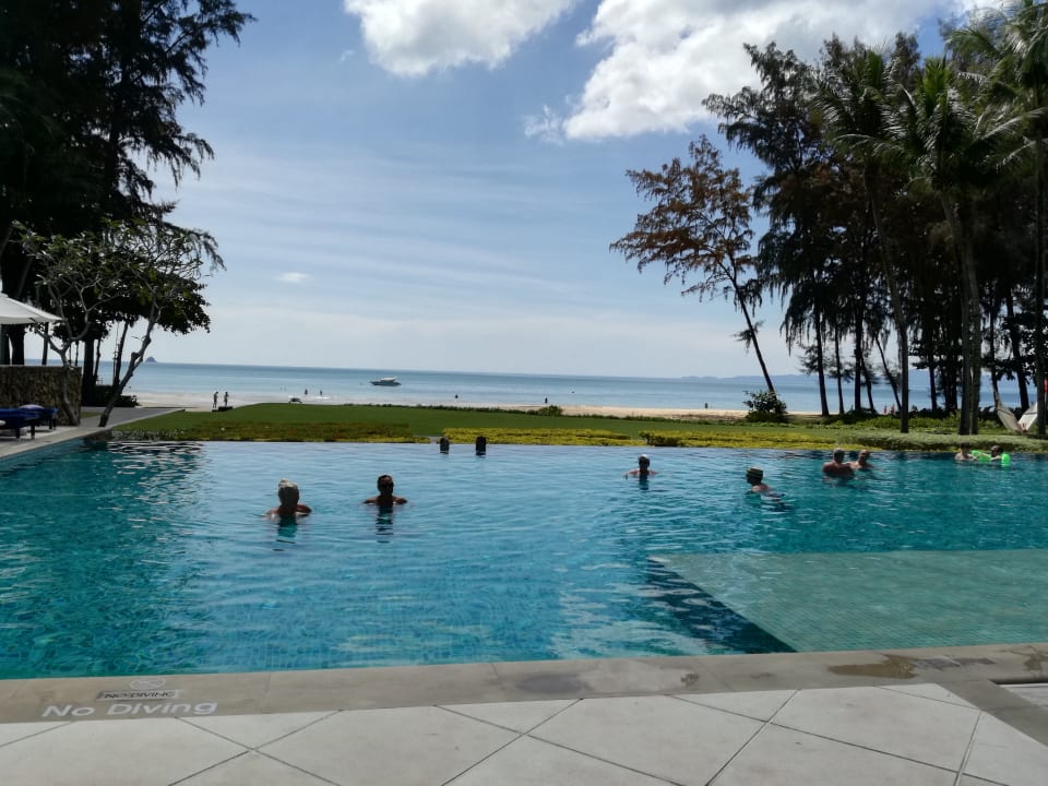 Pool Dusit Thani Krabi Beach Resort