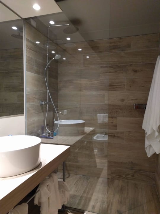 Bad Zimmer 6. Stock Hotel San Giorgio