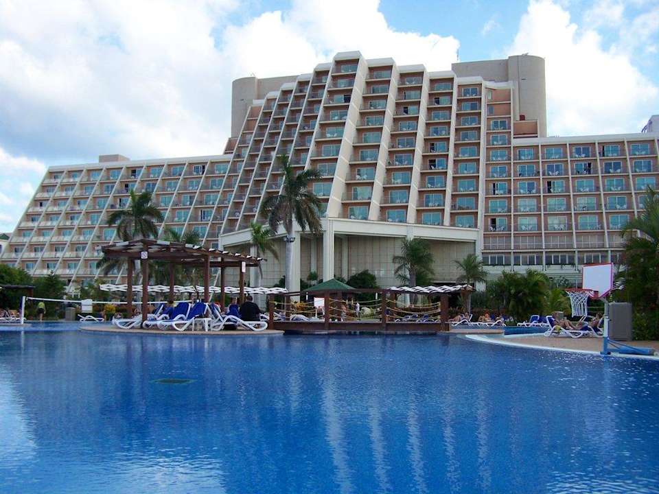 Hotel vom Pool aus gesehen Blau varadero - Adults only