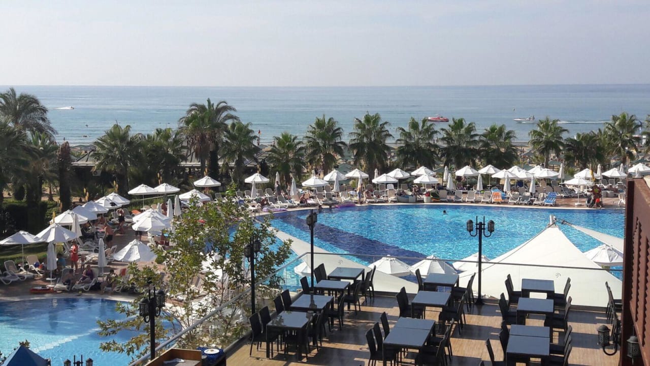 Hauptpool Paloma Oceana