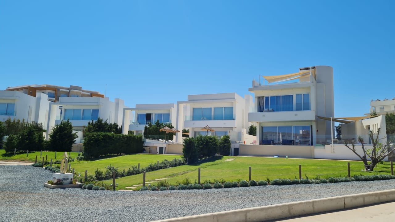 Strand Pernera Beach Hotel