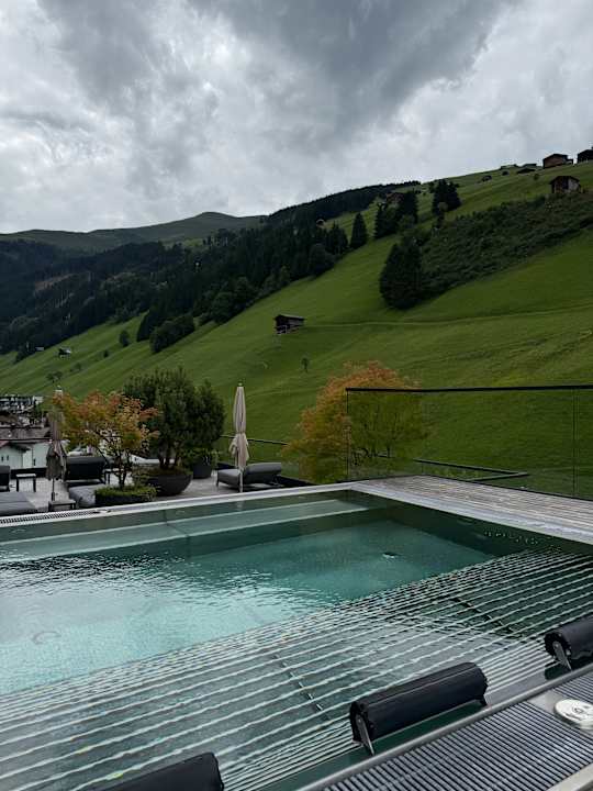 Pool Hotel Alpin Spa Tuxerhof