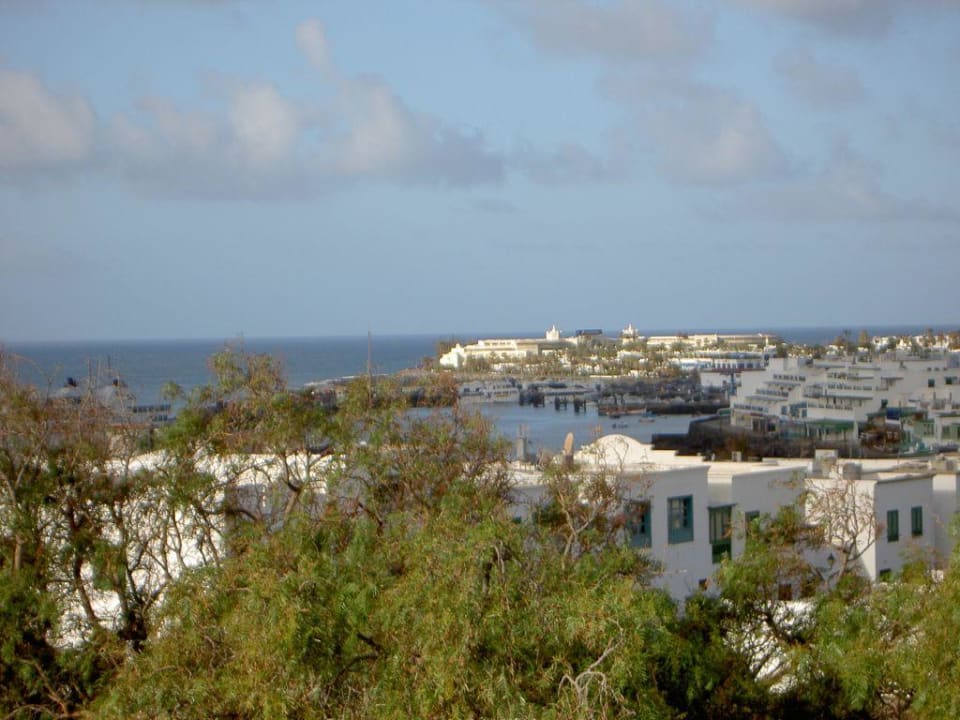 Blick aus dem Zimmer Richtung Hafen  Hotel H10 Lanzarote Princess
