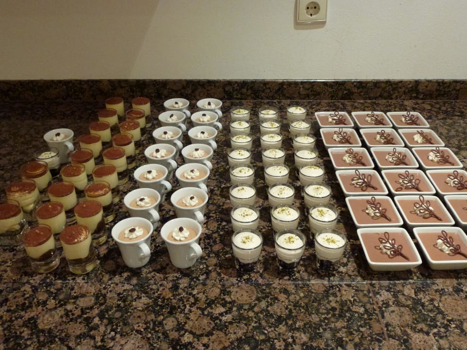 Ein Teil des Dessertbuffets Hotel Terentnerhof