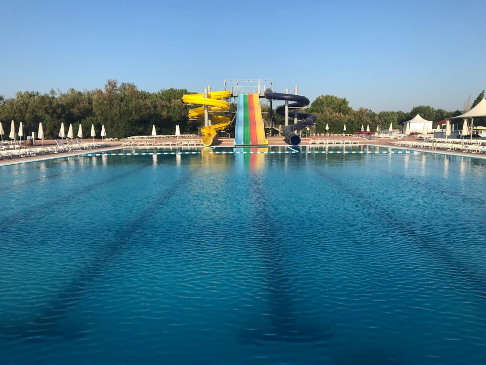 Pool Isamar Holiday Village