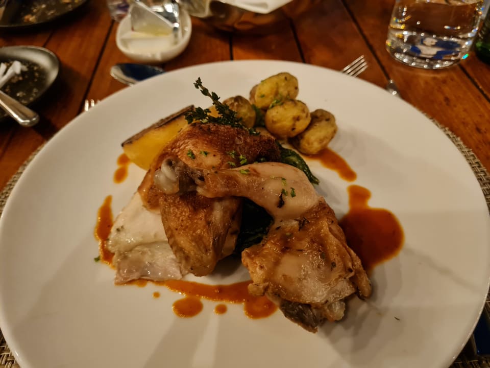 Gastro Saadiyat Rotana Resort &  Villas