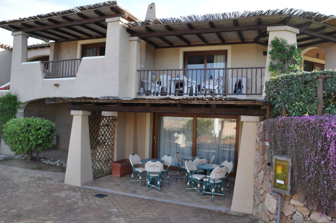 Café und oben drüber 2-Zimmer-Appartement  Vista Village