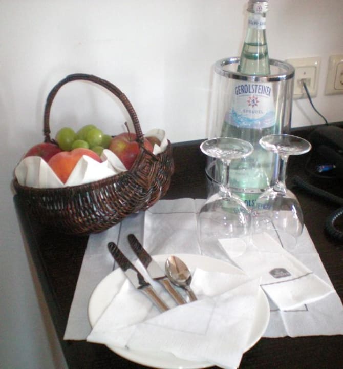 Willlkommens-Obstkorb Hotel Wyndham Garden Quedlinburg Stadtschloss