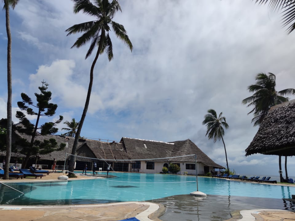 Pool Reef Hotel Mombasa