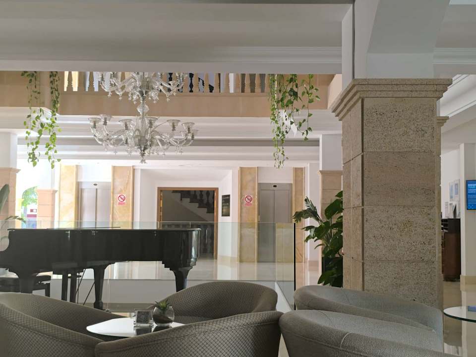 Lobby CM Mallorca Palace - Adults Only
