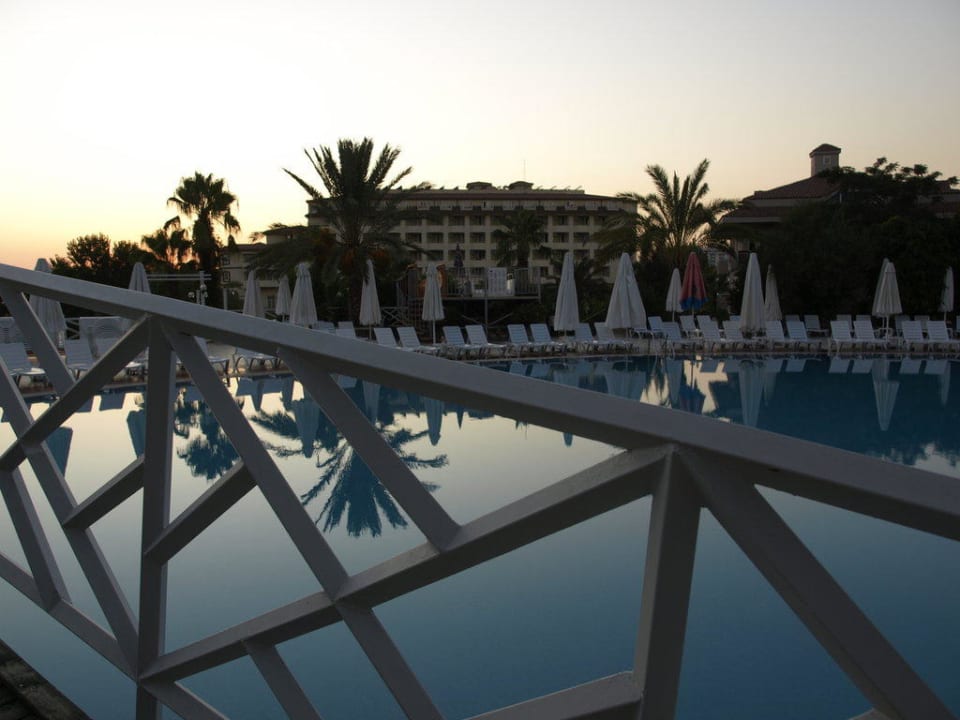 Pool Seaden Corolla Hotel