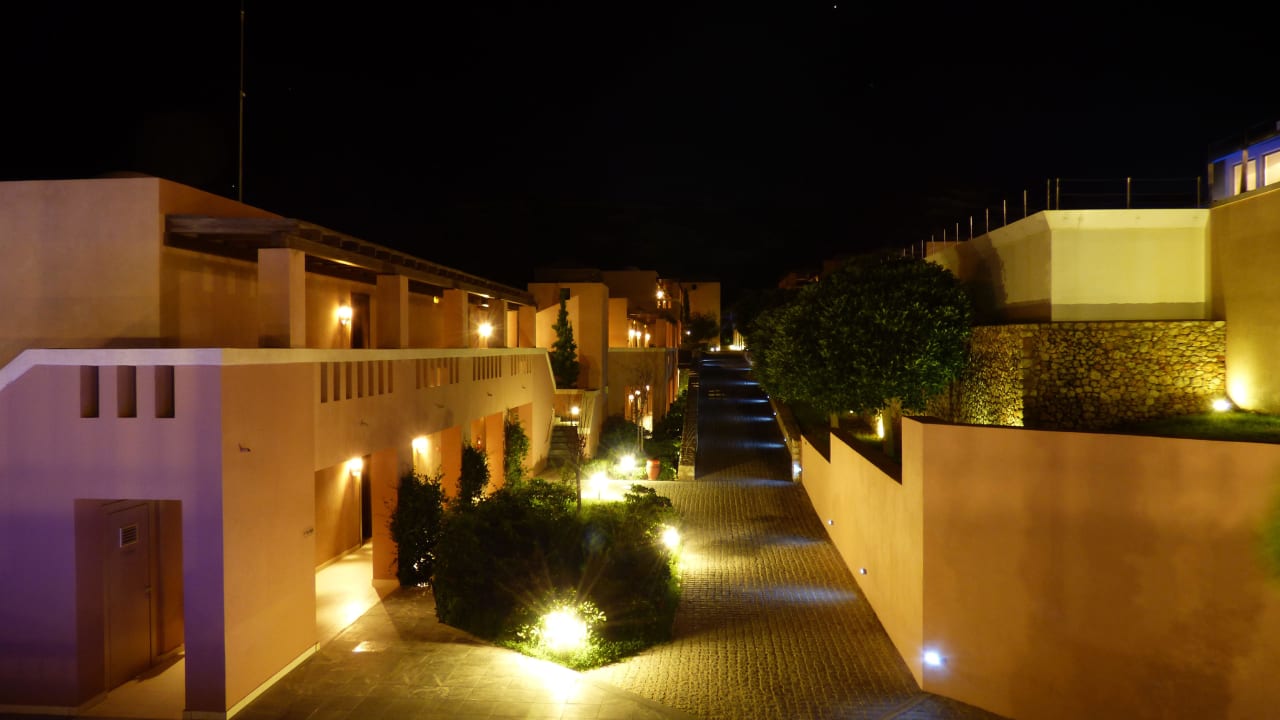 Helona Resort bei Nacht Atlantica Belvedere Resort