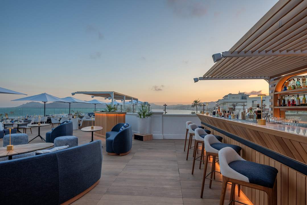 Gastro Canopy by Hilton Cannes