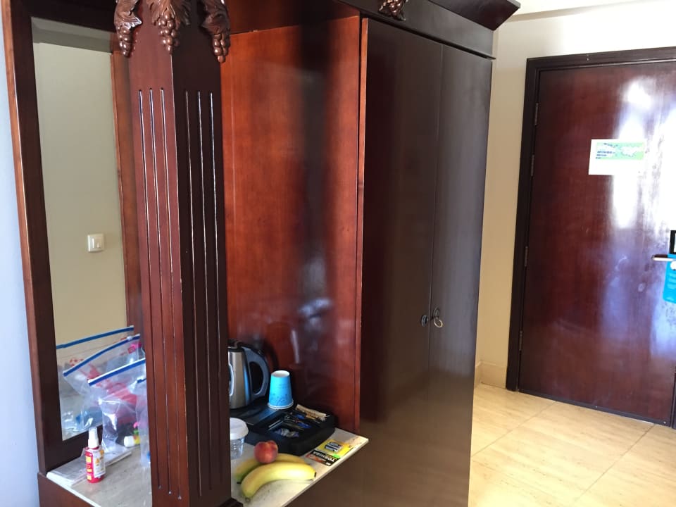 Zimmer Sandy Beach Resort