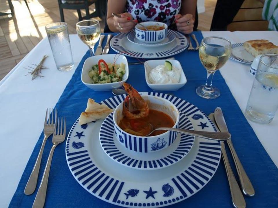 Zupa podczas restauracji rybnej Alba Resort Hotel