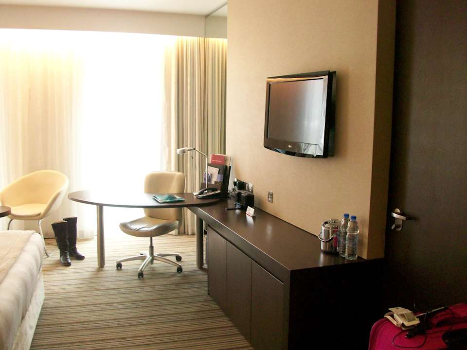 Zimmer "Deluxe" Crowne Plaza Hotel Yas Island
