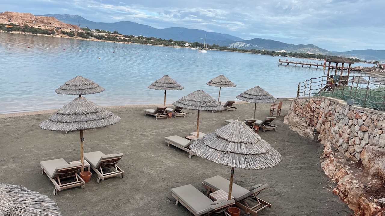 Strand Anda Barut Collection