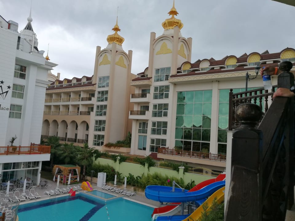 Außenansicht Well Palace Side