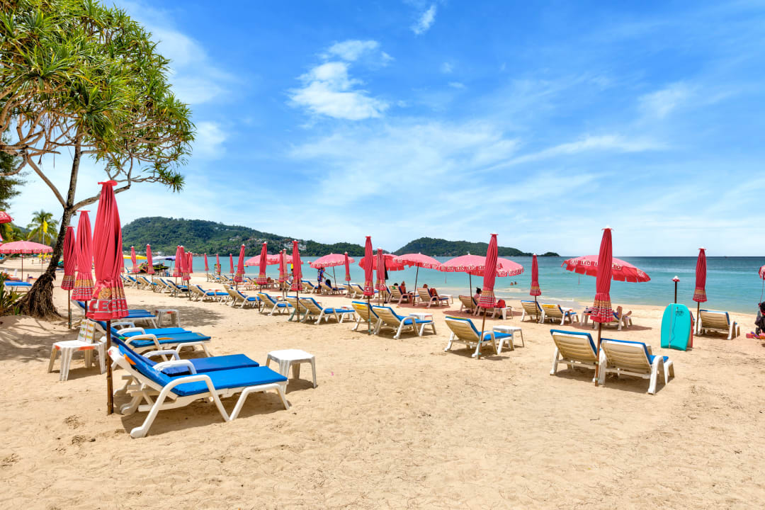Strand Andaman Embrace Patong