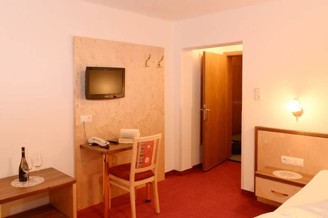 Zimmer Hotel Alpina Kappl Hotel Alpina