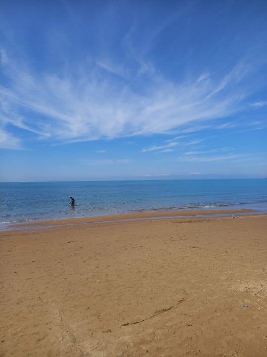 Strand Luna Blanca Resort & Spa