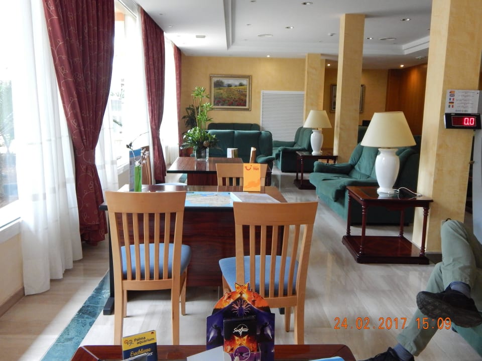 Lobby Valentin Reina Paguera