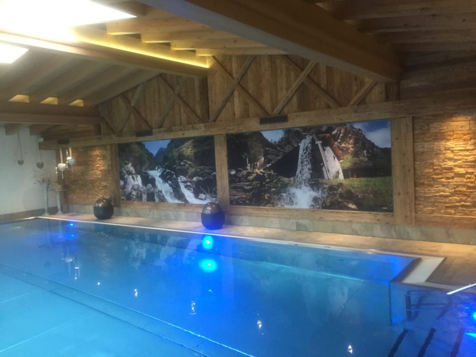 Pool Seehotel Brunner