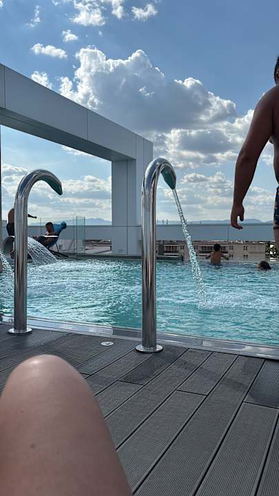 Pool Hotel Olympus Palace