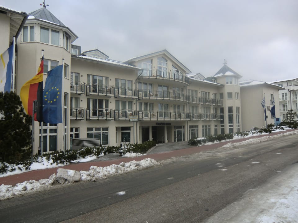 Dorint Strandhotel  Dorint Strandhotel Binz