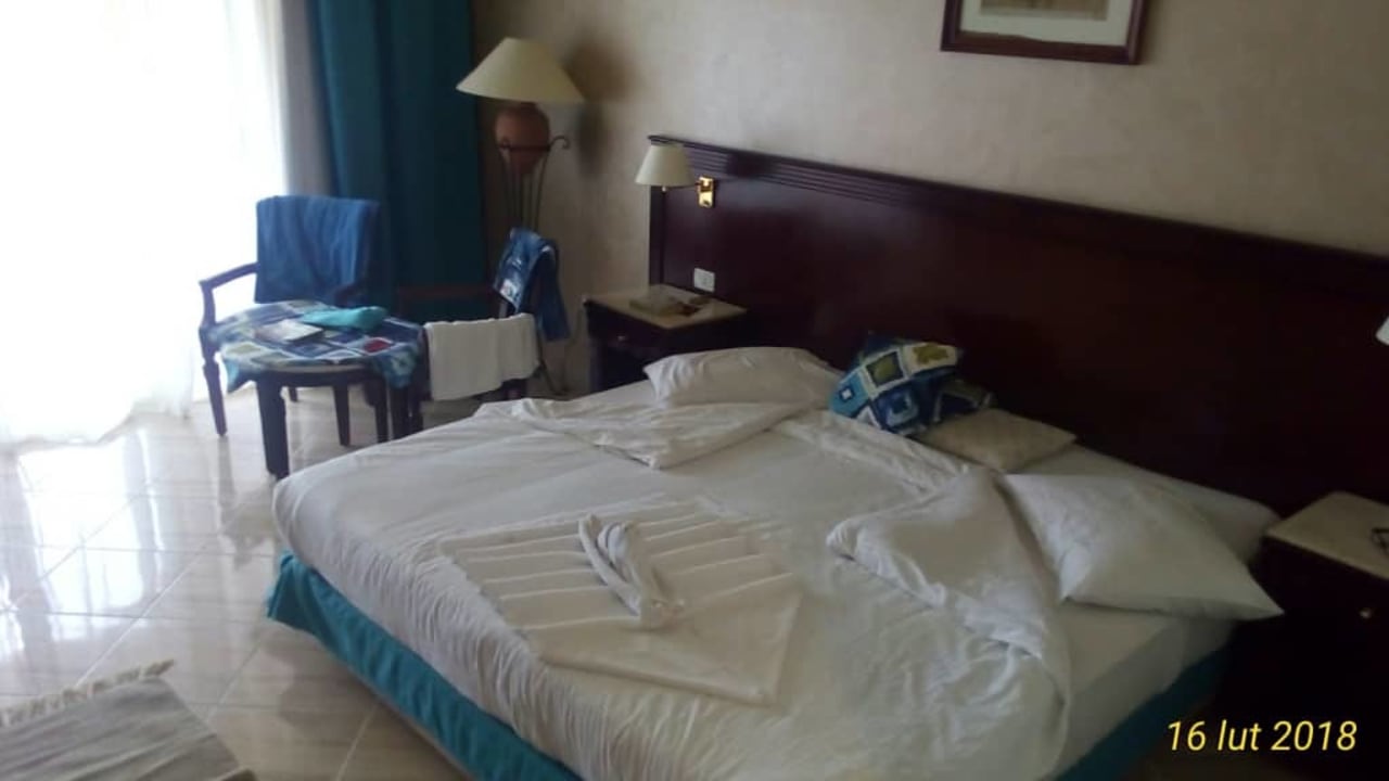 Posprzątane Malikia Resort Abu Dabbab