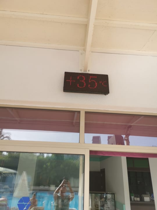 Strand Side Aquamarin Resort & Spa