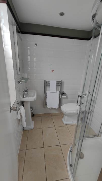 Zimmer Salutation Hotel