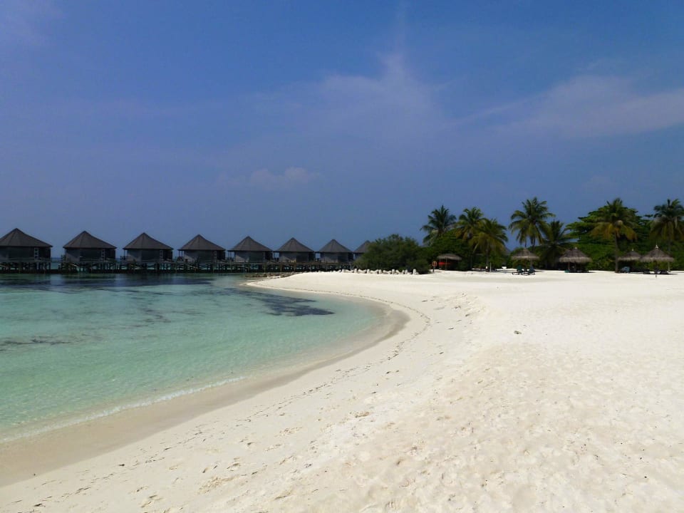 Strand Kuredu Island Resort & Spa