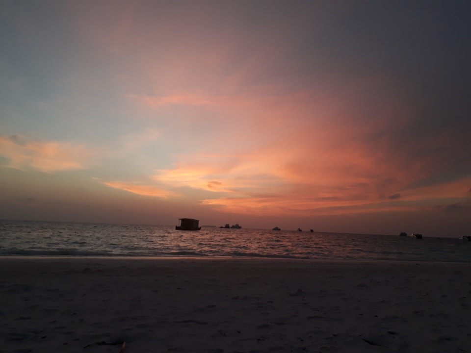 Strand Meeru Maldives Resort Island