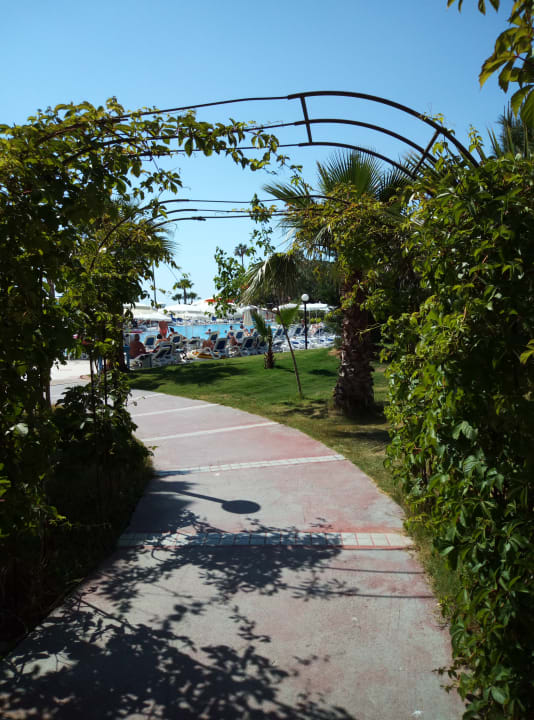 Gartenanlage Ephesia Holiday Beach Club