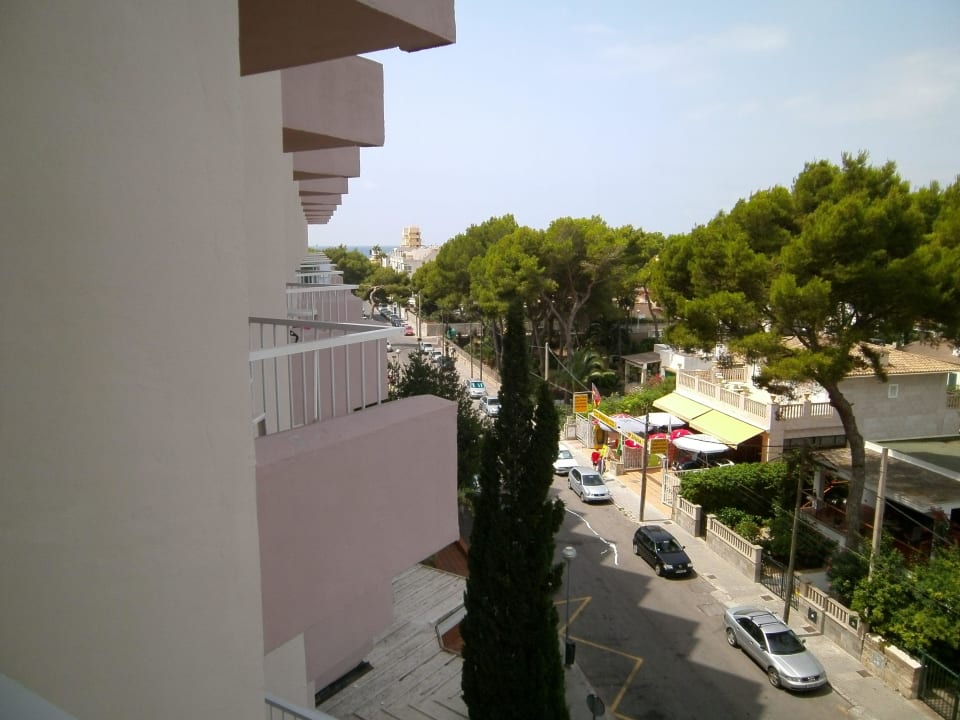 Ausblick zur Straße mit seitlichen Meerblick Pabisa Sofia